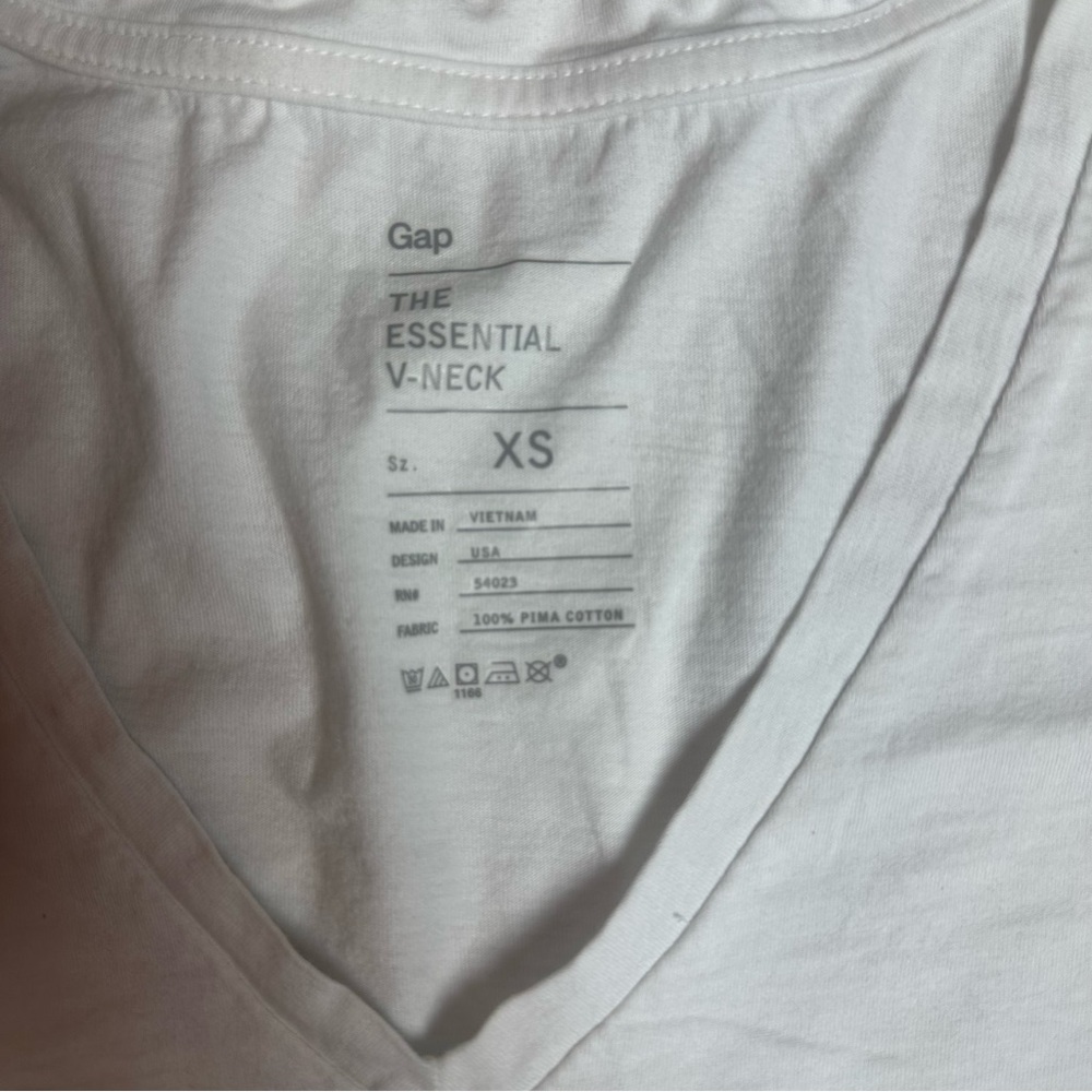 🤍 Gap "The Essential V-Neck" White Pima Cotton Tee XS - Picture 4 of 7